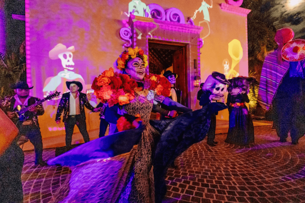 dancing catrinas perform in mayakoba town square